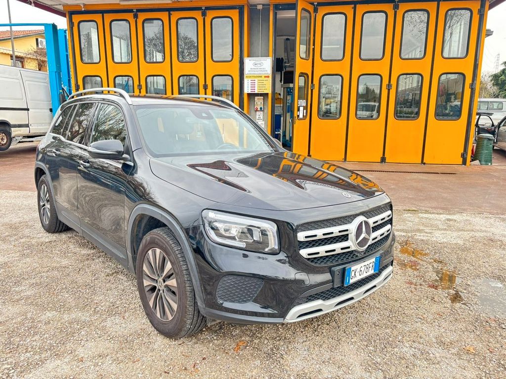 Mercedes-Benz GLB 200 2022