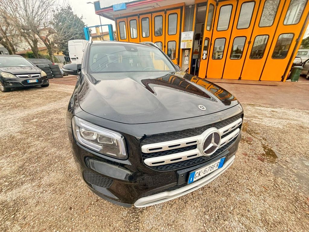 Mercedes-Benz GLB 200 2022