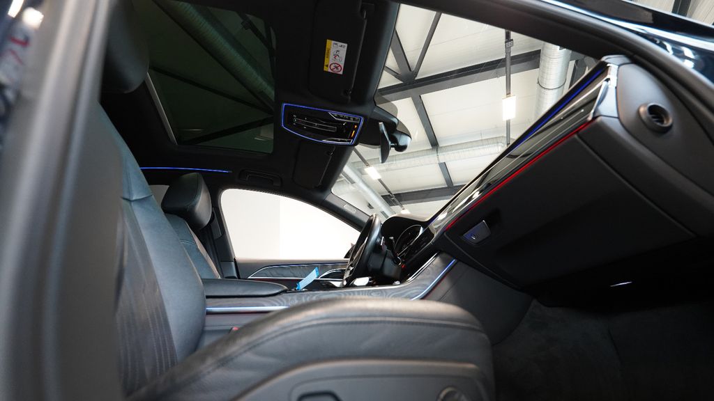 Audi A8 2022