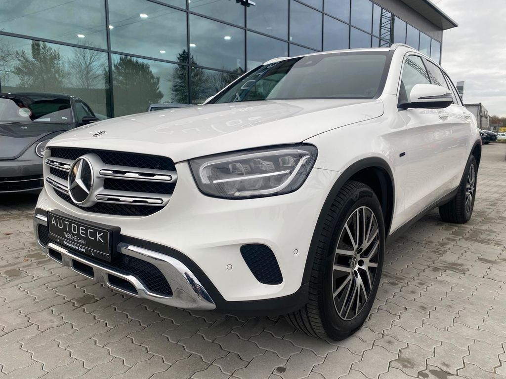 Mercedes-Benz GLC 300 2021