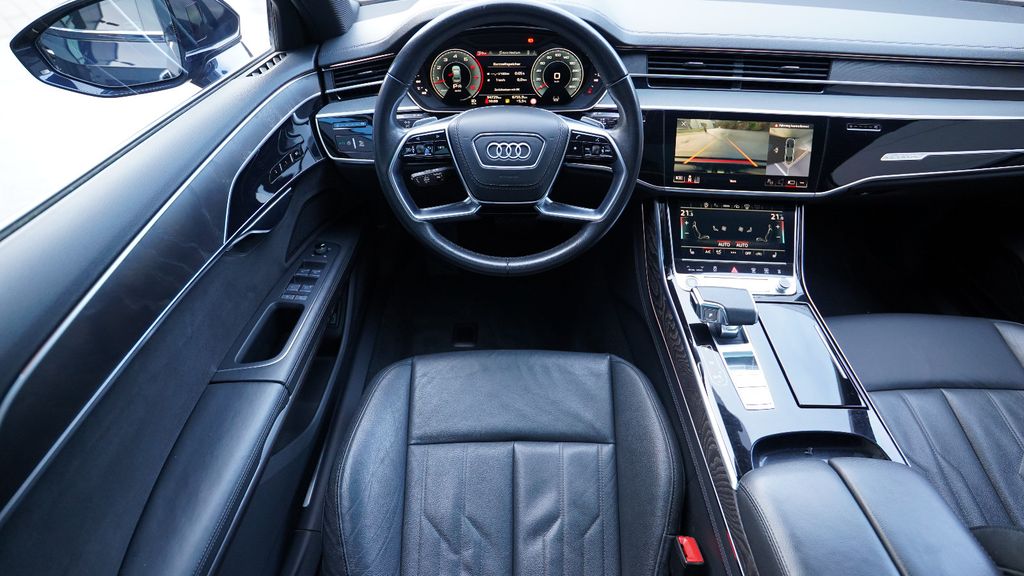 Audi A8 2022