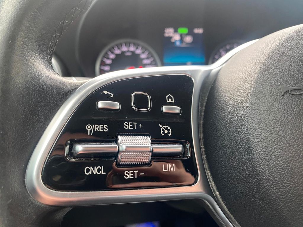 Mercedes-Benz GLC 300 2021