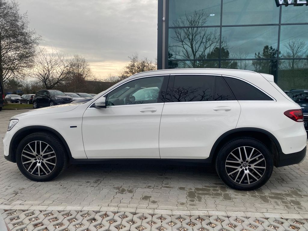 Mercedes-Benz GLC 300 2021