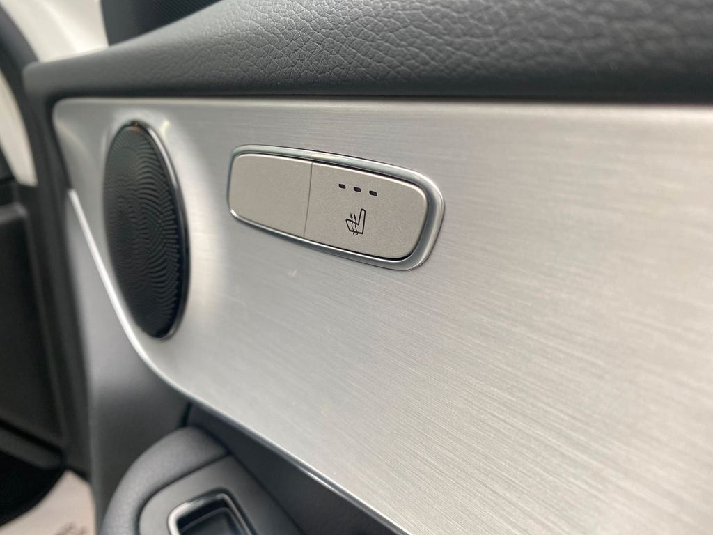 Mercedes-Benz GLC 300 2021