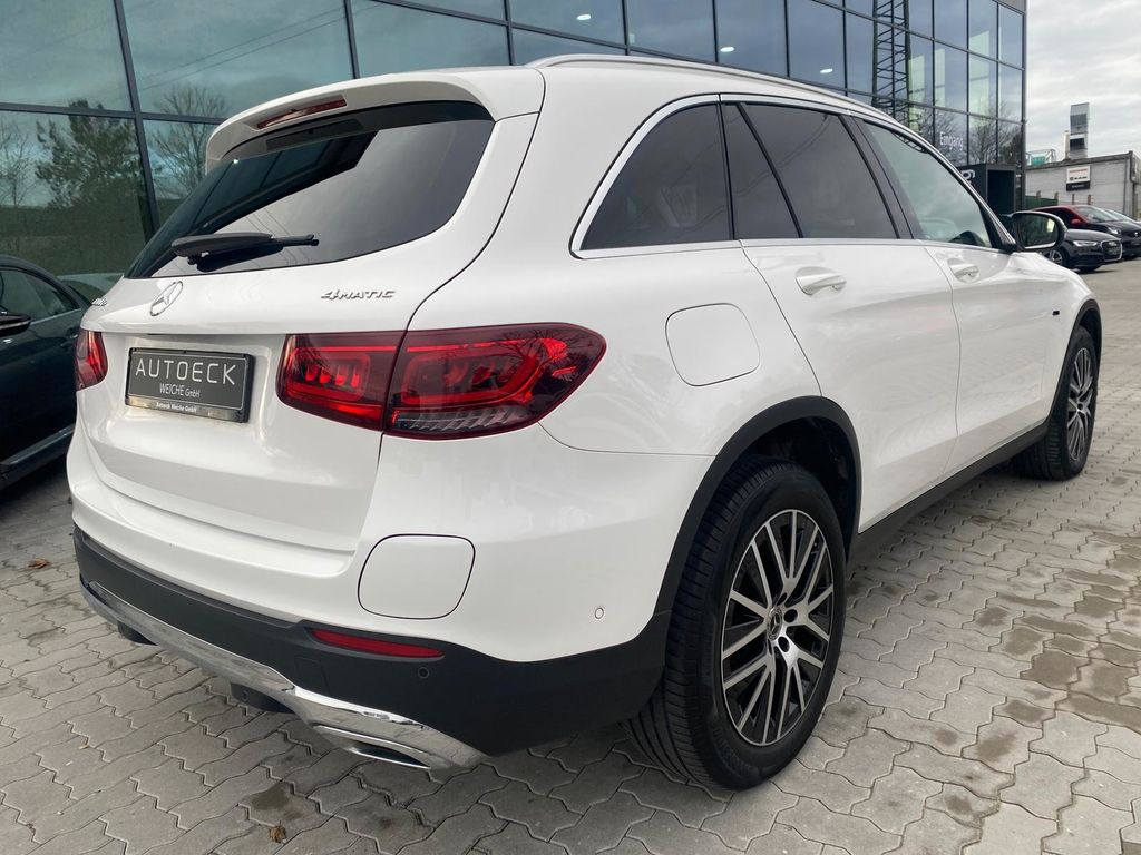 Mercedes-Benz GLC 300 2021