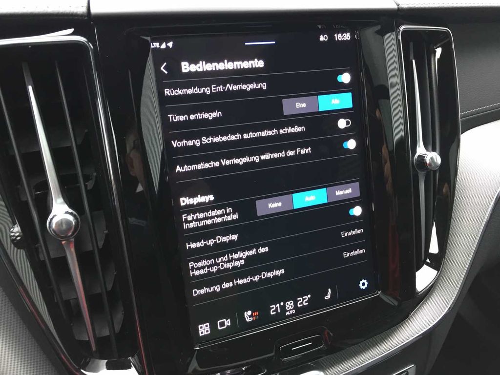 Volvo XC60 2025