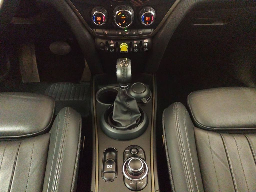 MINI Other 2021
