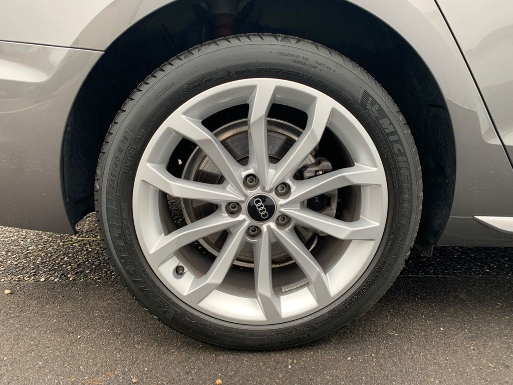 Audi A4 2021