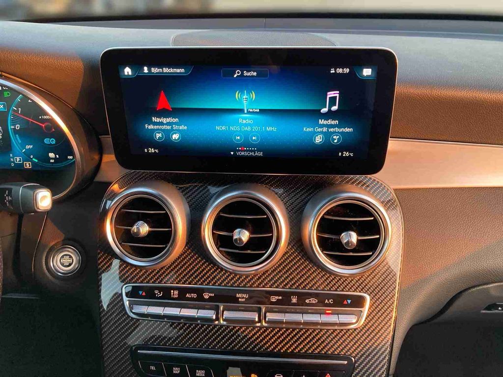 Mercedes-Benz GLC 300 2021