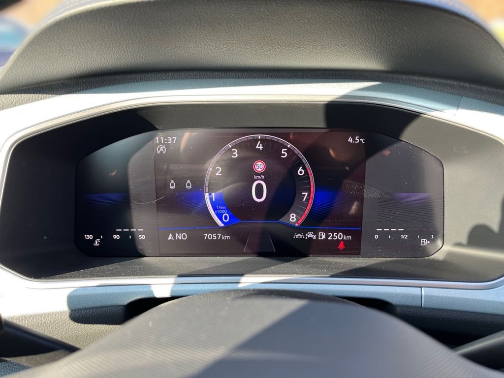 Volkswagen T-Roc 2025