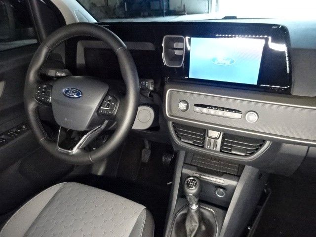 Ford Tourneo Courier 2025