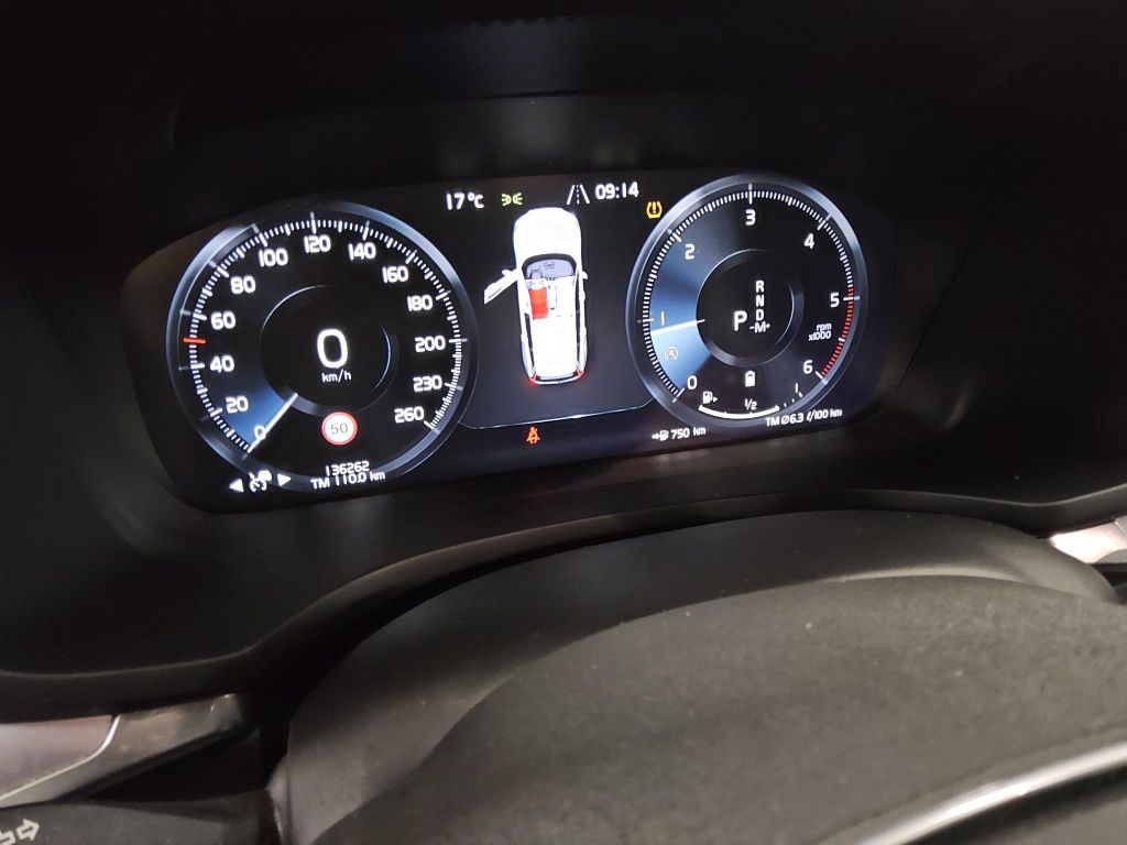 Volvo V60 Cross Country 2021
