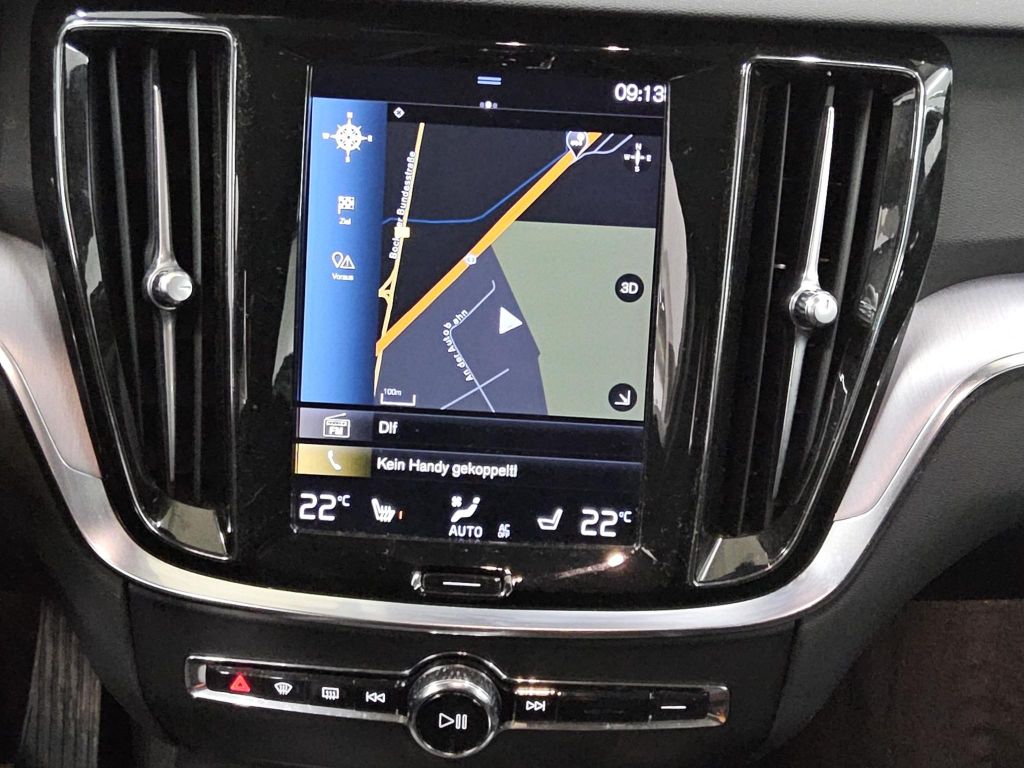Volvo V60 Cross Country 2021