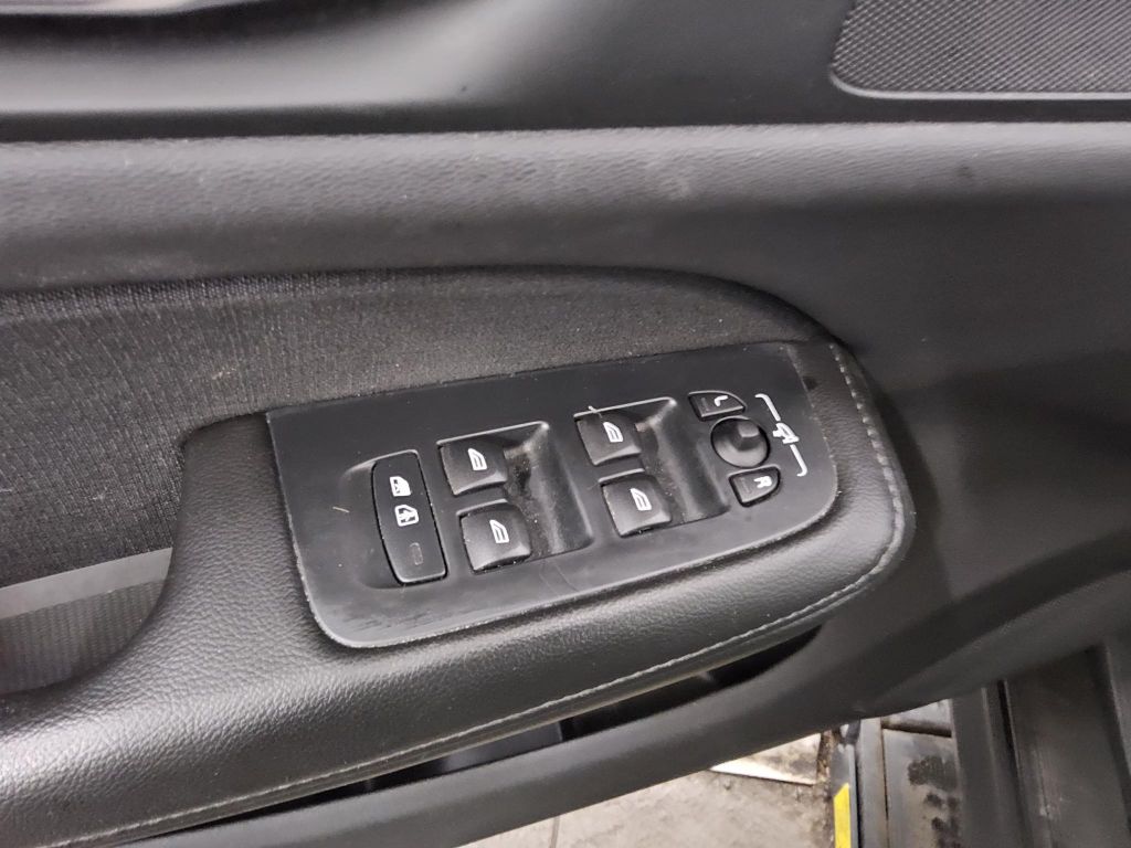 Volvo V60 Cross Country 2021