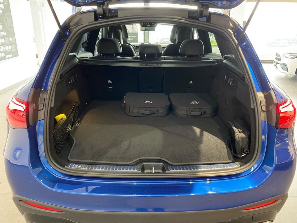 Mercedes-Benz GLC 300 2025