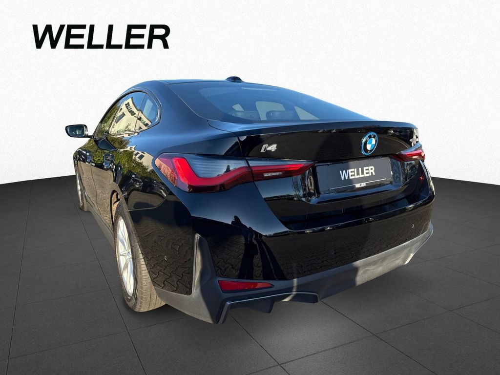 BMW i4 2023