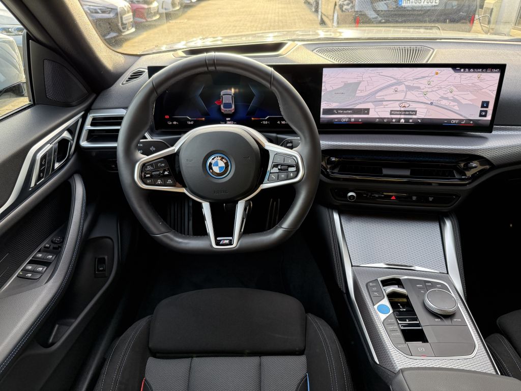 BMW i4 2025