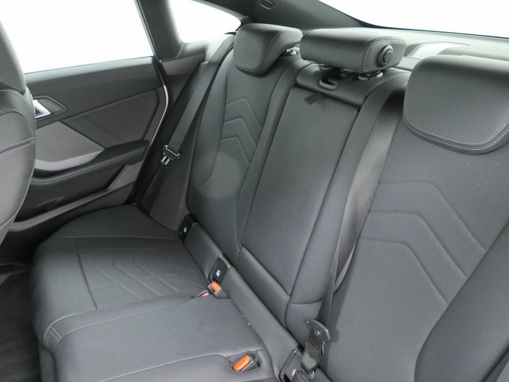 BMW 220 Gran Coupé 2025