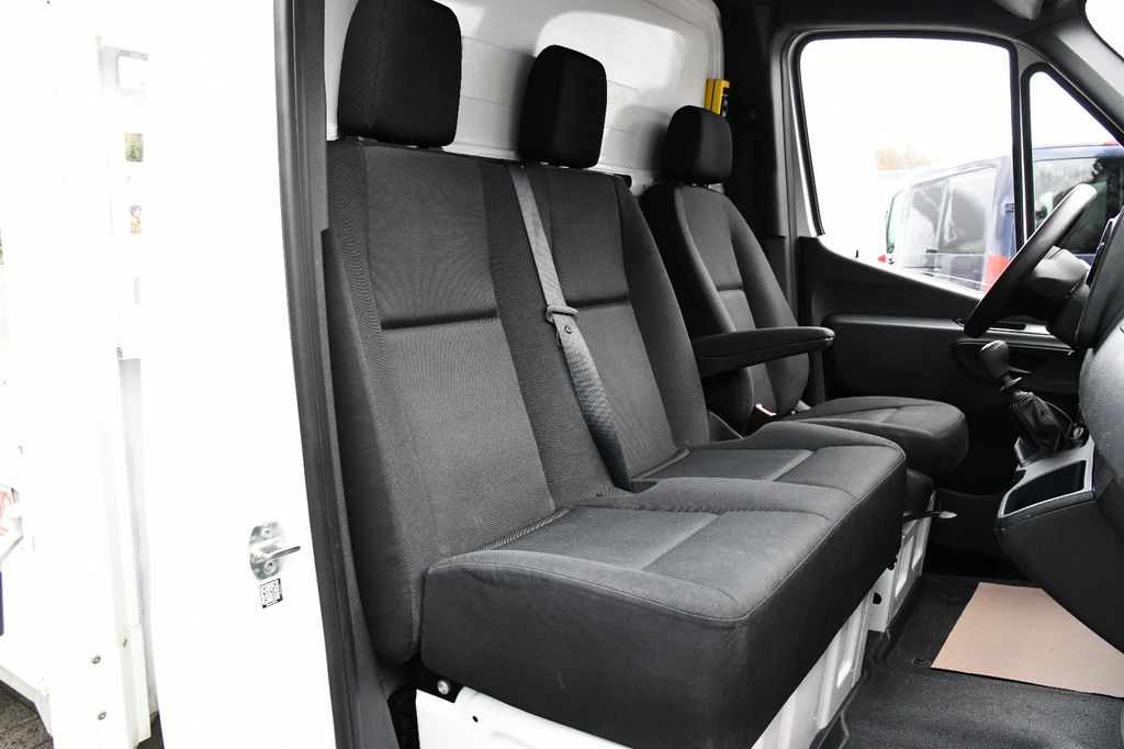 Mercedes-Benz Sprinter 2021