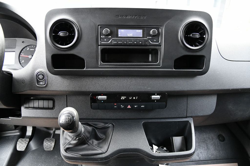 Mercedes-Benz Sprinter 2021