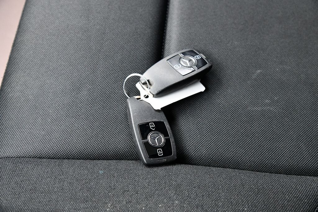 Mercedes-Benz Sprinter 2021