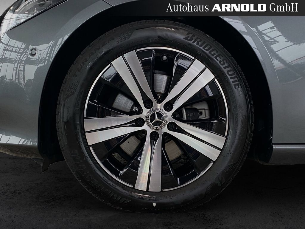 Mercedes-Benz C 200 2024