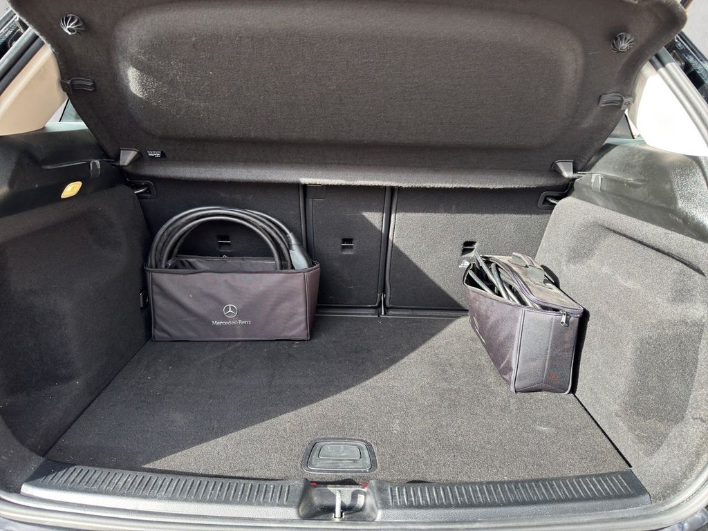 Mercedes-Benz B 250 2022