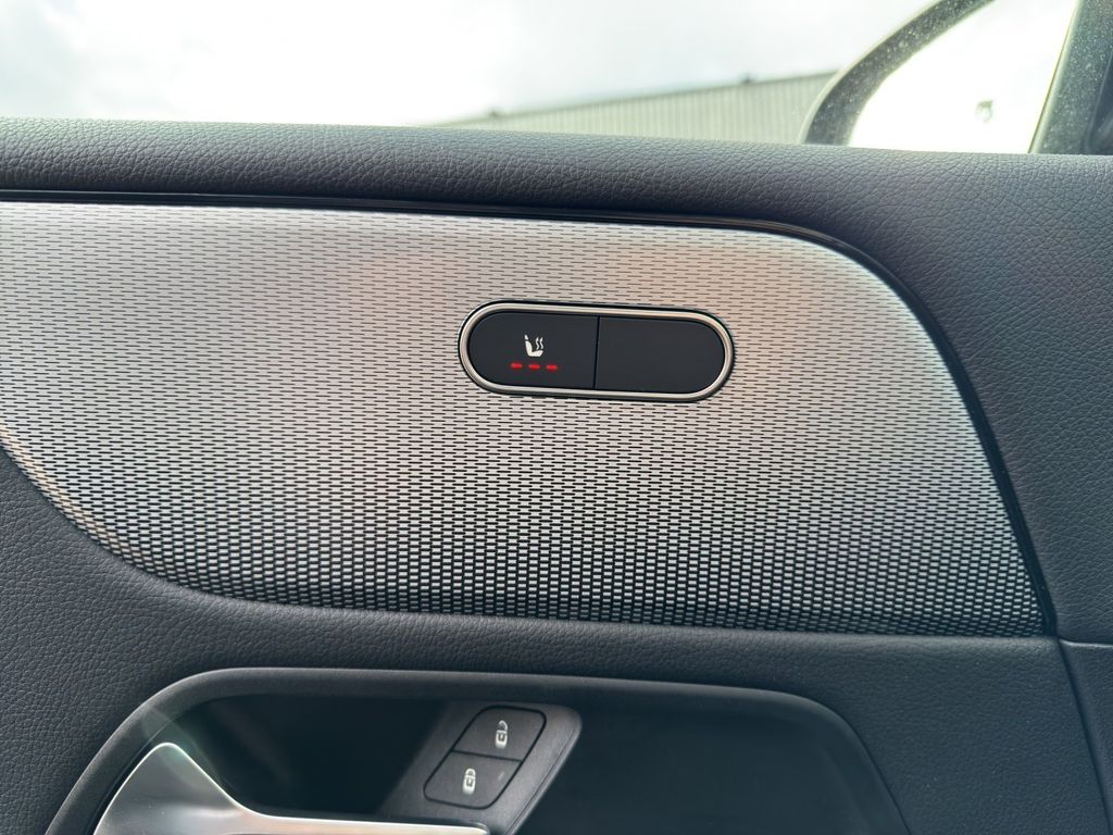 Mercedes-Benz B 250 2022