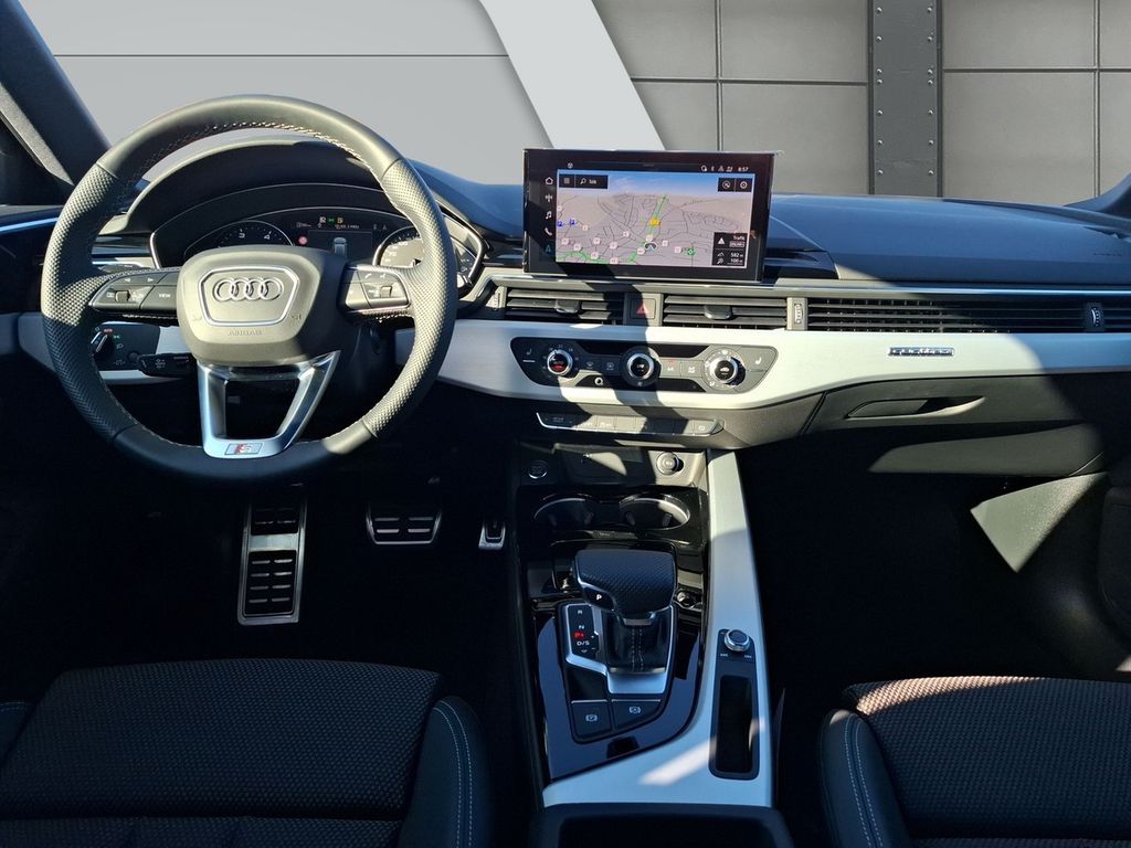 Audi A4 2024