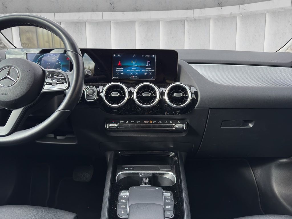 Mercedes-Benz B 250 2022