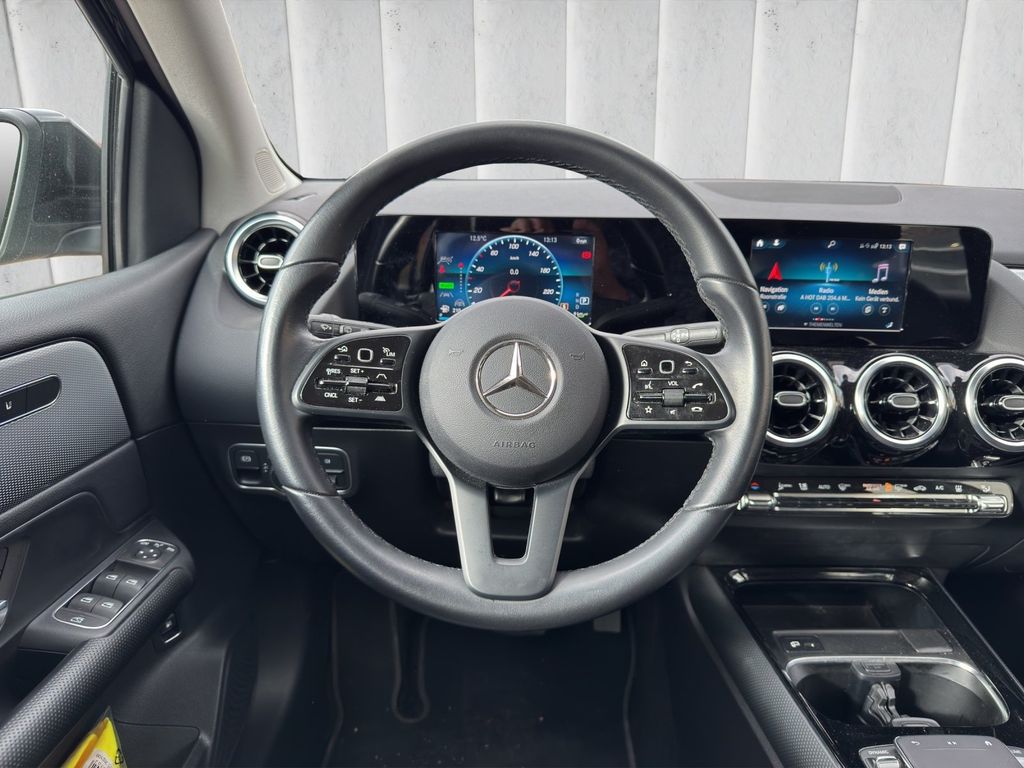 Mercedes-Benz B 250 2022