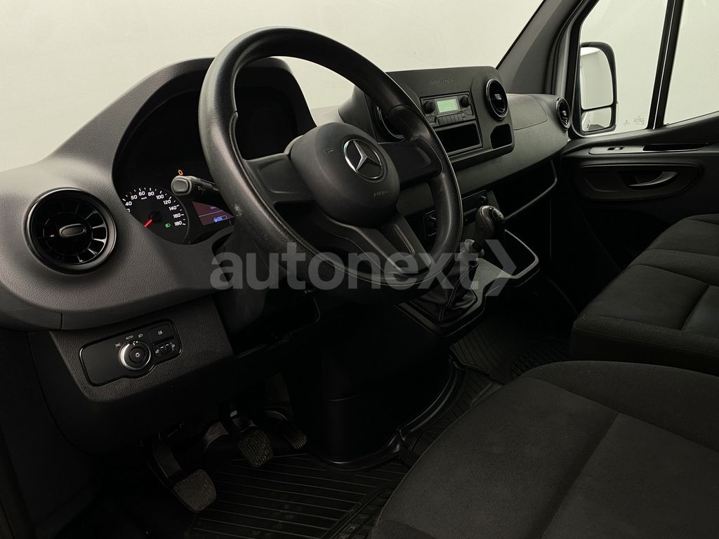 Mercedes-Benz Sprinter 2021