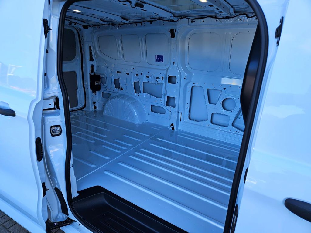 Ford Transit Custom 2025