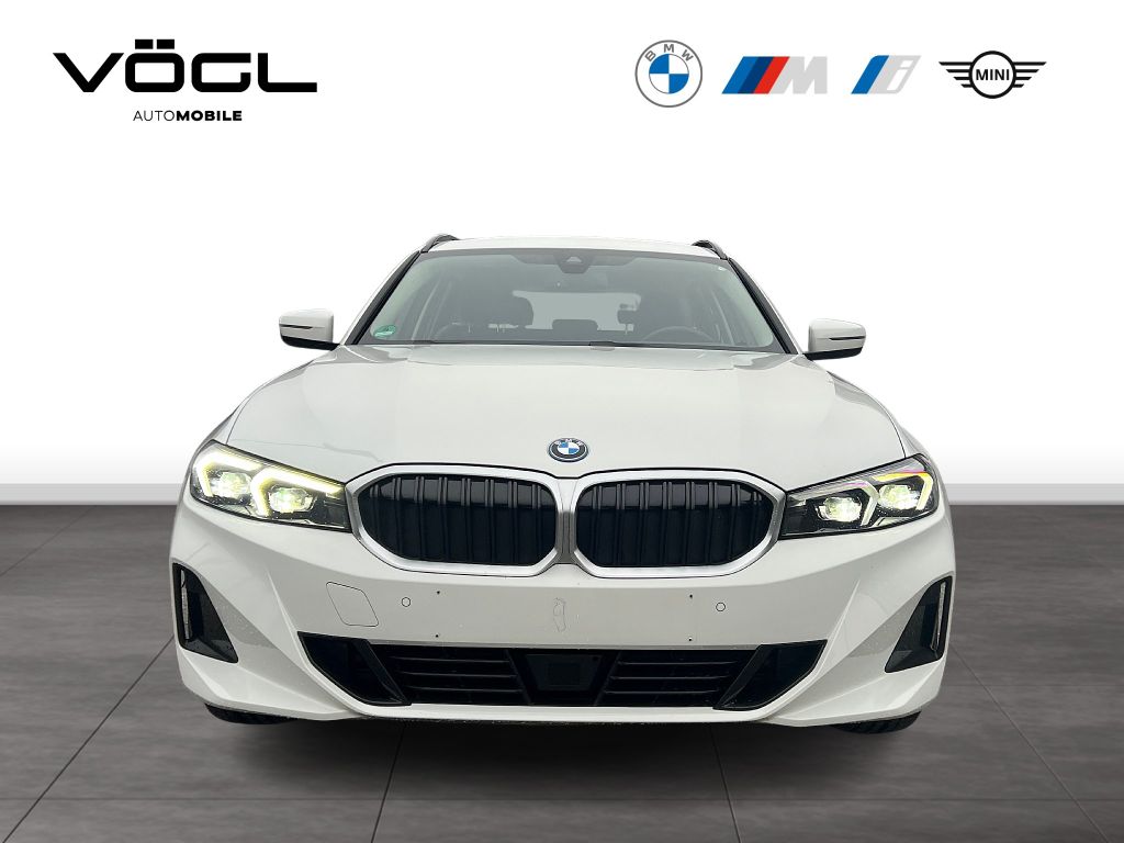 BMW 320 2022
