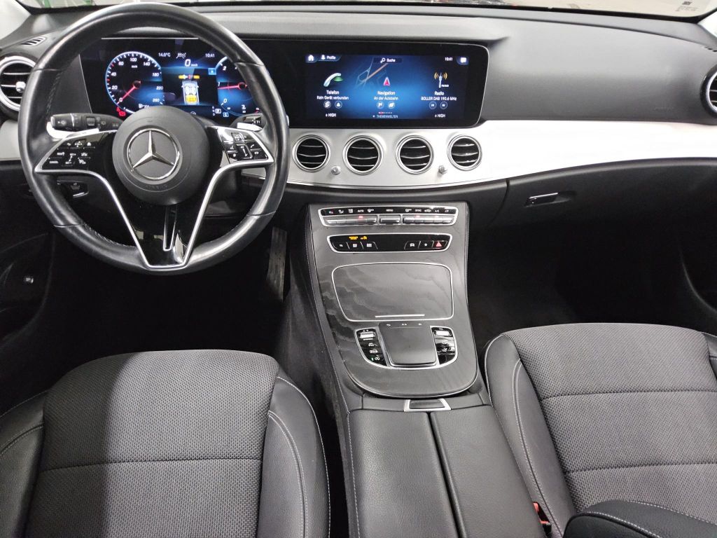 Mercedes-Benz E 220 2021