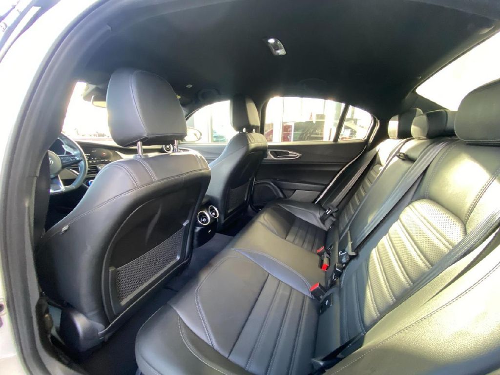 Alfa Romeo Giulia 2023