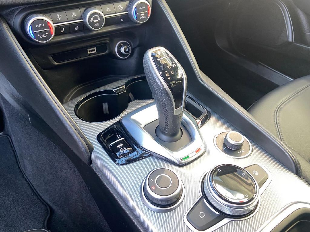 Alfa Romeo Giulia 2023