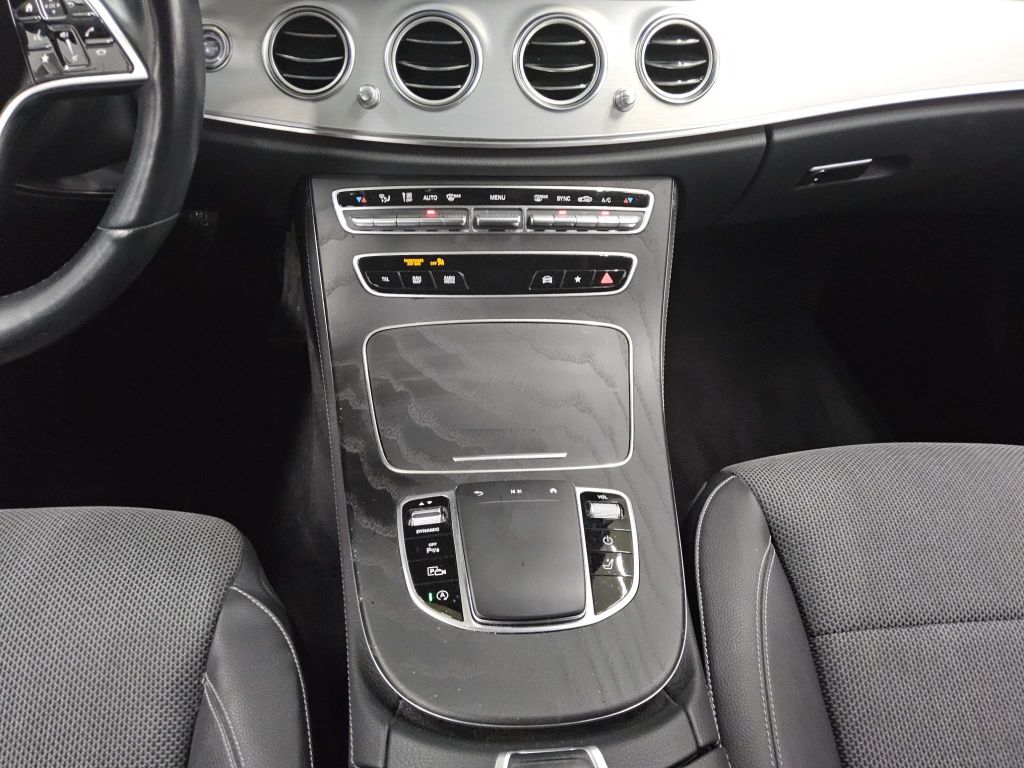 Mercedes-Benz E 220 2021