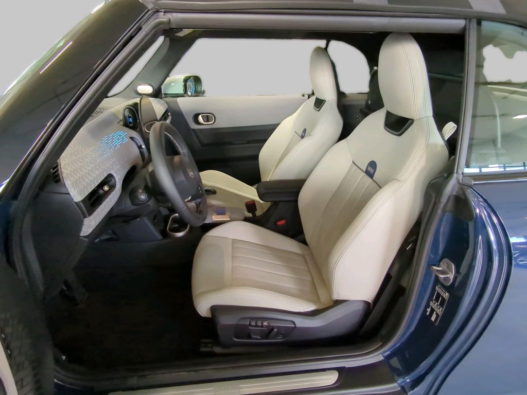 MINI Cooper S Cabrio 2024