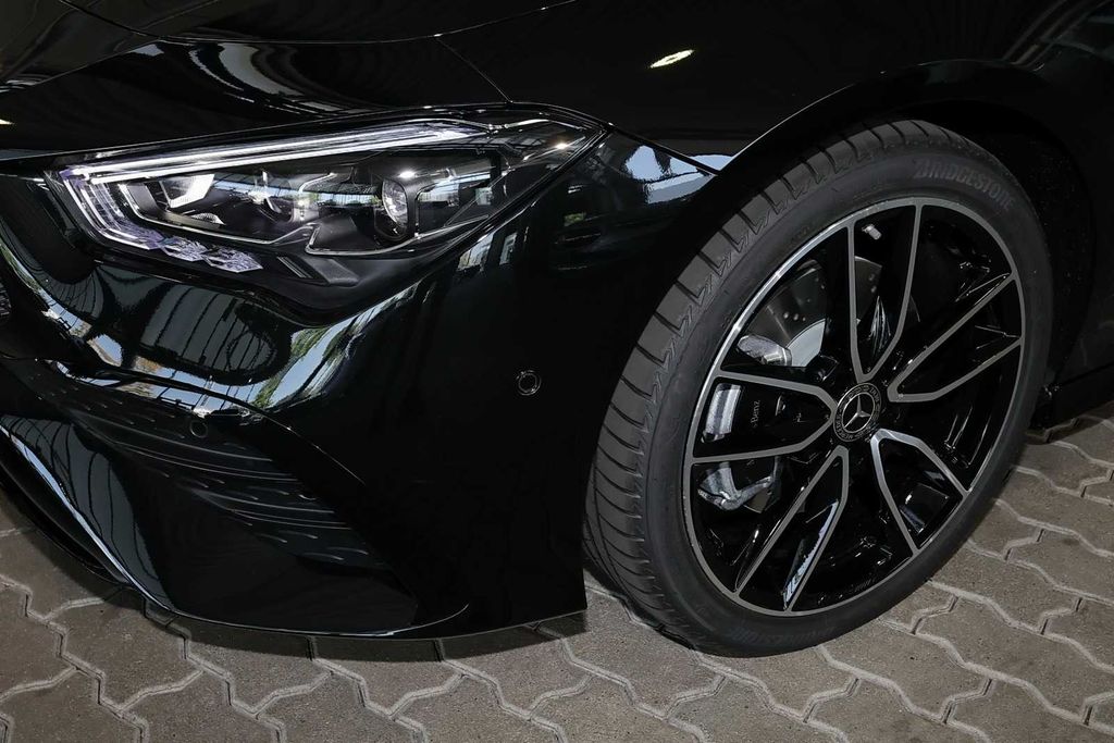 Mercedes-Benz CLA 200 2025