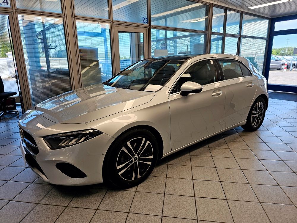 Mercedes-Benz A 200 2023