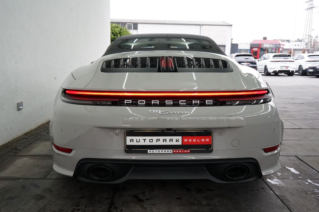 Porsche 992 2025
