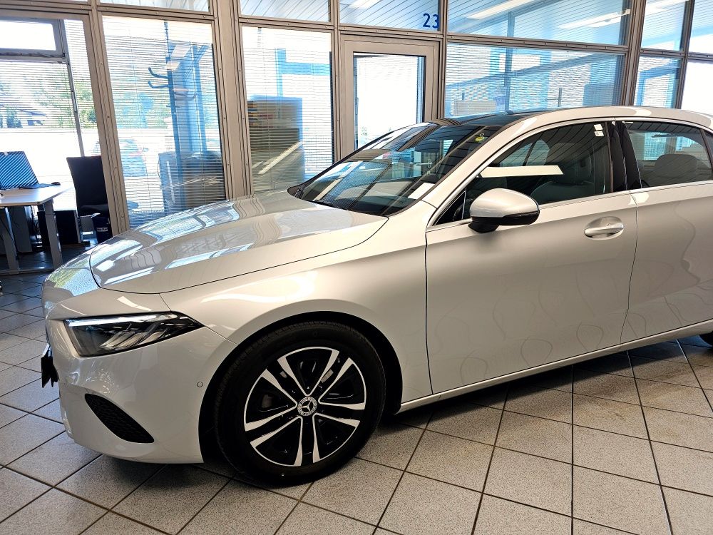 Mercedes-Benz A 200 2023