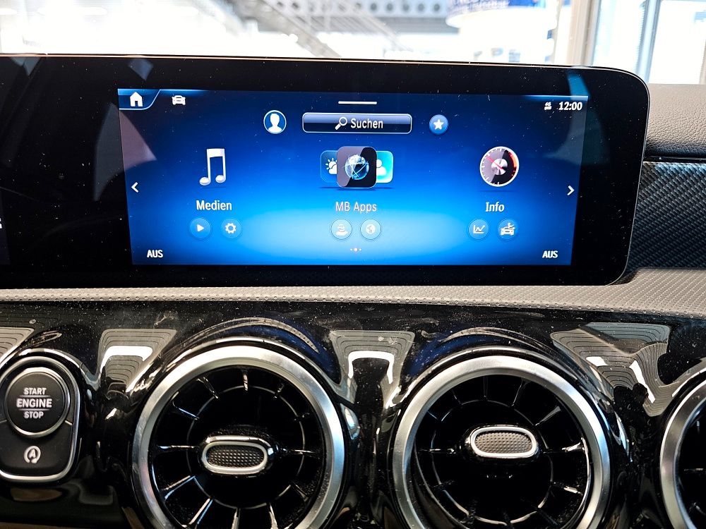 Mercedes-Benz A 200 2023