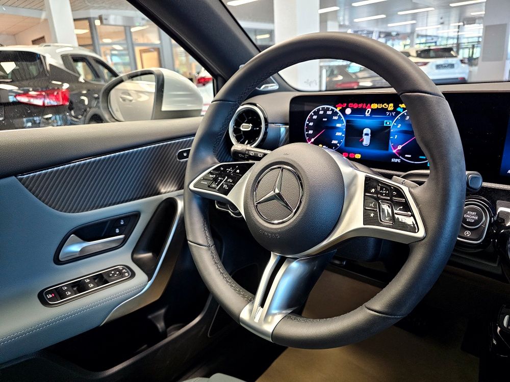 Mercedes-Benz A 200 2023