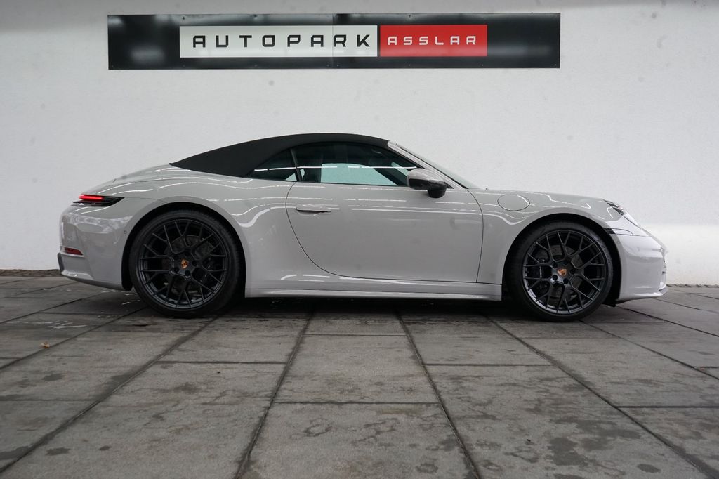 Porsche 992 2025