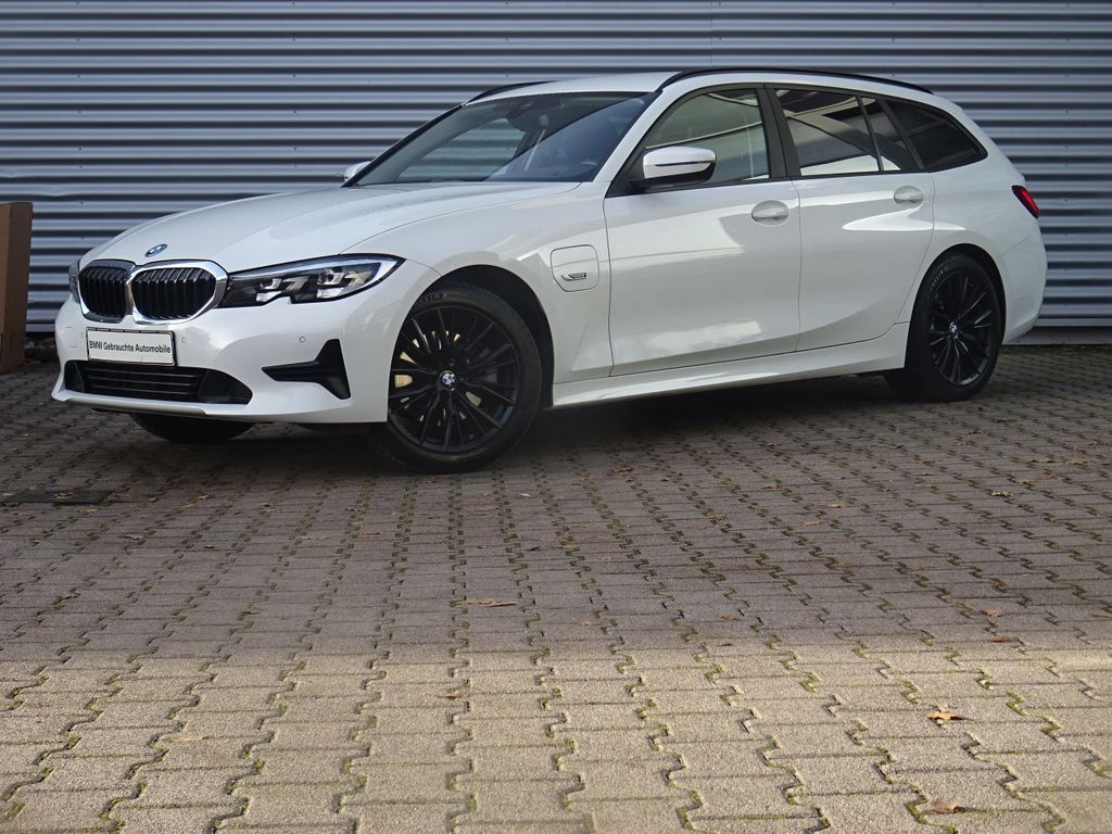 BMW 320 2022