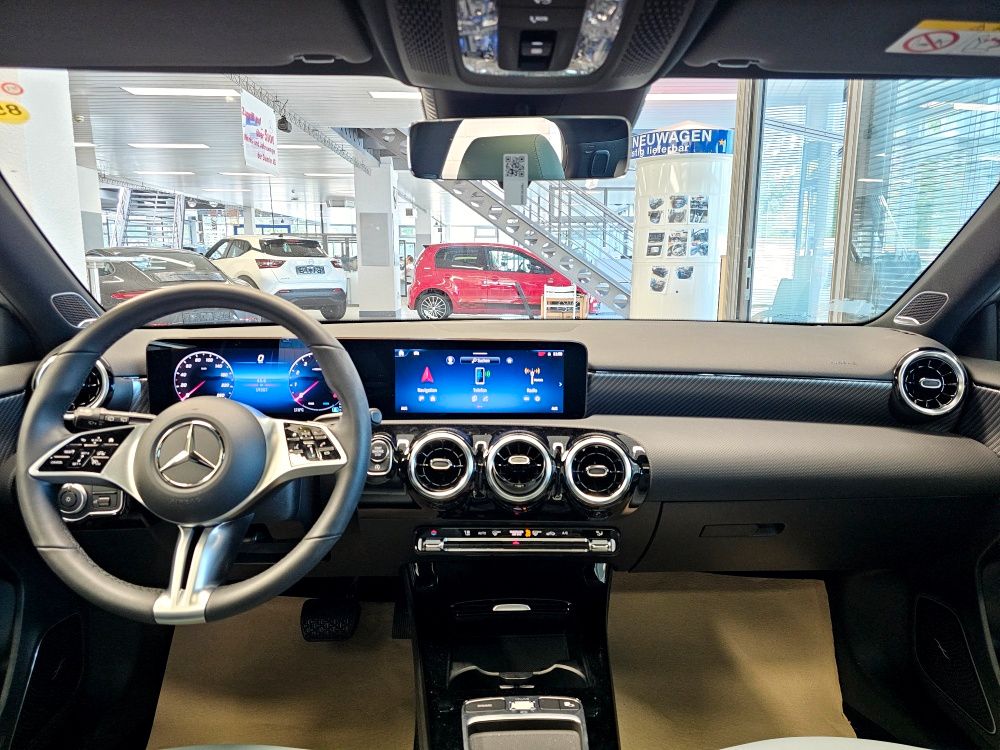 Mercedes-Benz A 200 2023