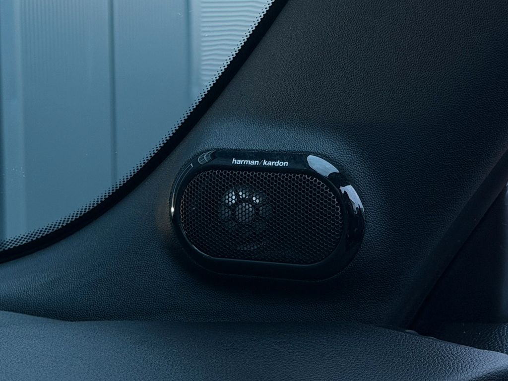 MINI John Cooper Works Cabrio 2023