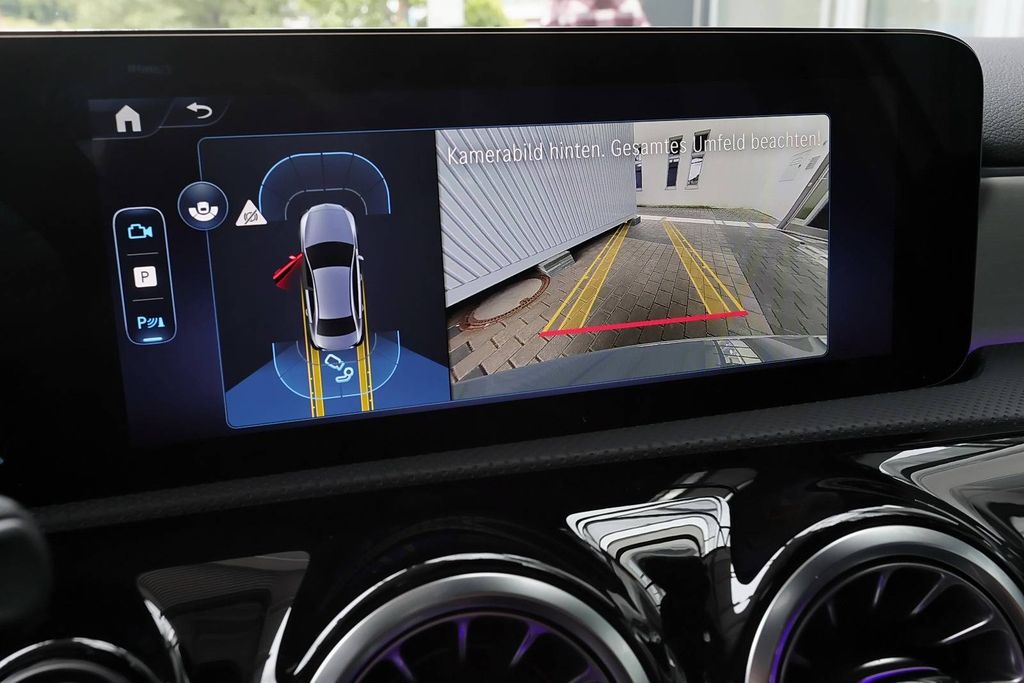 Mercedes-Benz A 250 2025